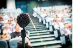 攀岩世锦赛震撼晋级！潘愚非张悦彤强势挺进攀石半决赛