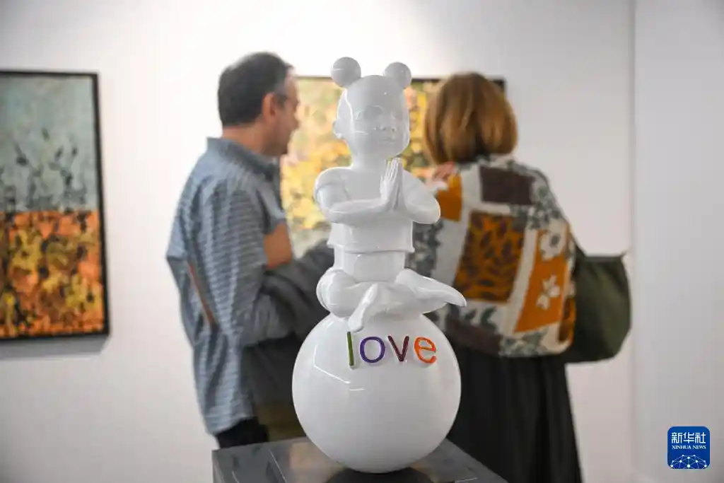 艺术之都再燃激情:第12届伊斯坦布尔艺术周璀璨启幕