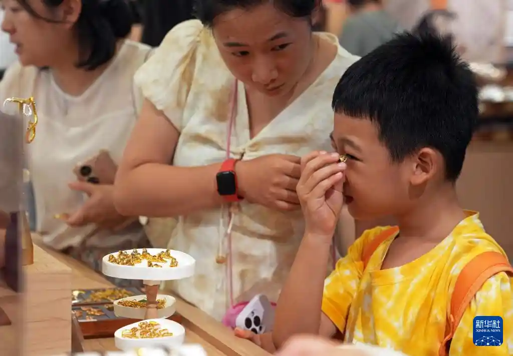 夜探古埃及：上博168小时文明狂欢启幕