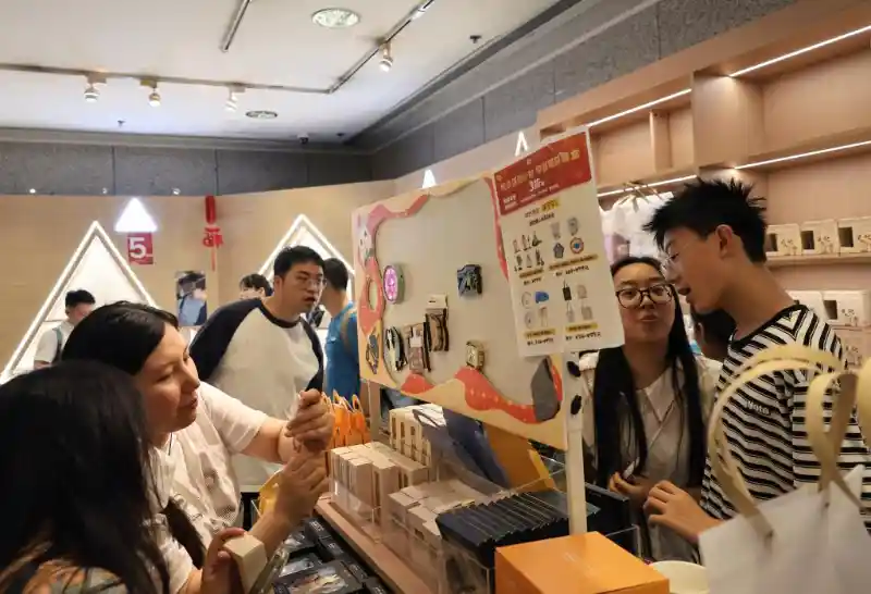 穿越尼罗河的回响:上海博物馆‘金字塔之巅’惊艳落幕