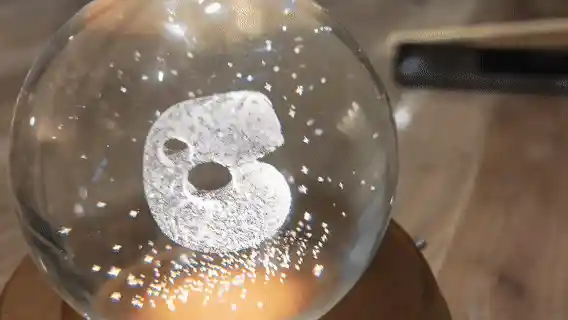 这才是国潮顶流！一方文创水晶球里的中华龙传奇，听它讲述千年中国魂