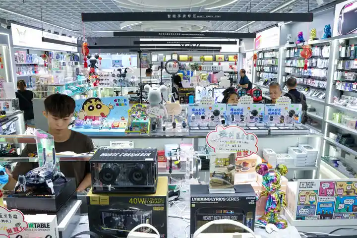 五个一解码华强北：变的是节奏，不变的是基因