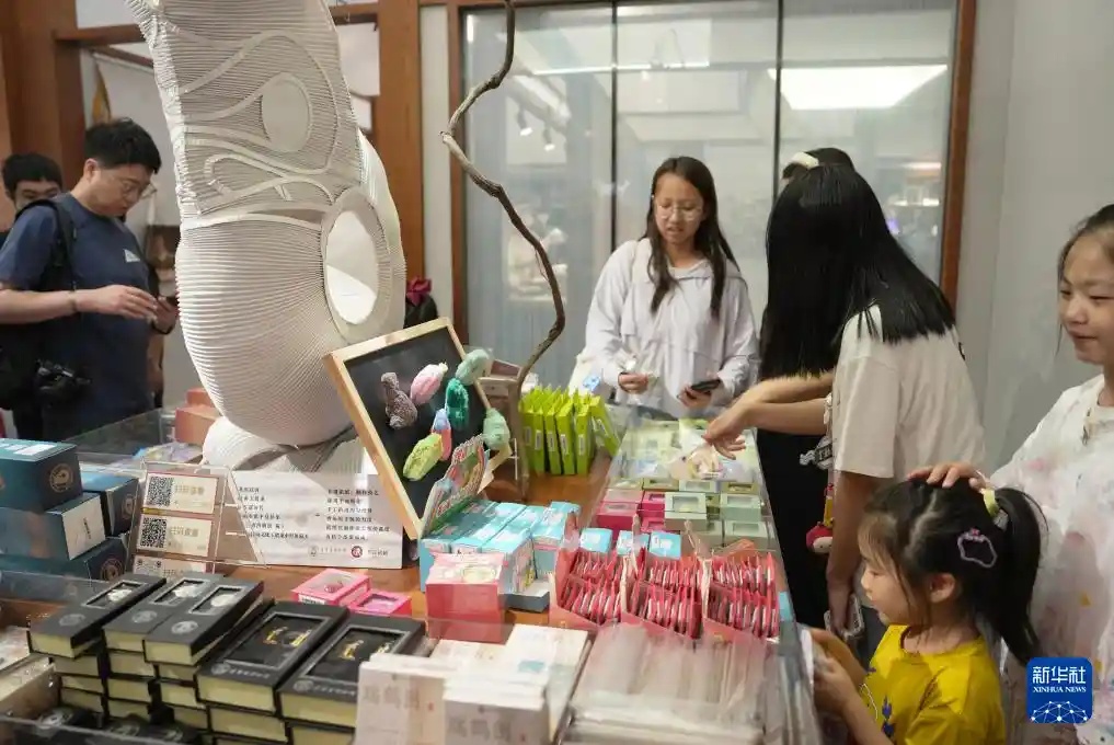 文博热点燃暑期:走进博物馆,感受文化新魅力