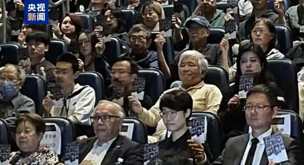 《南京照相馆》首映多伦多，观众泪目震撼