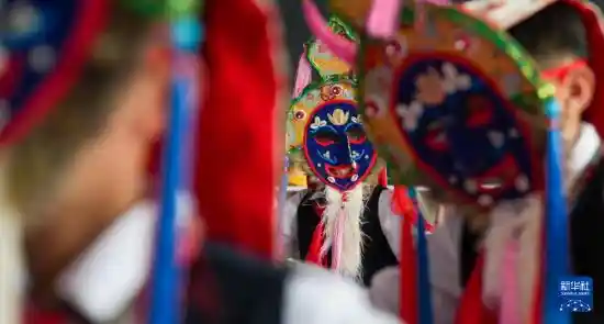 《童声唱响雪域传奇——西藏藏戏焕发新生机》