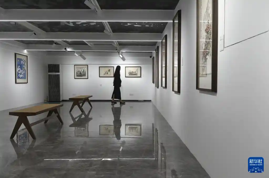 首开首院艺树空间璀璨启幕,艺术之根深植城市心脉