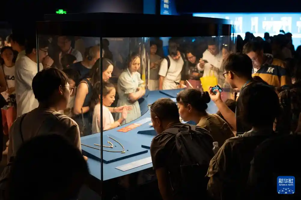 夜探古埃及:上博168小时文明狂欢启幕