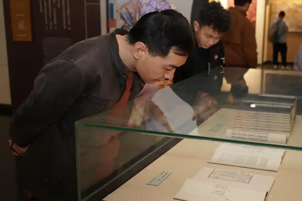 江南文脉活起来!江宁织造博物馆特展解锁千年丝绸密码