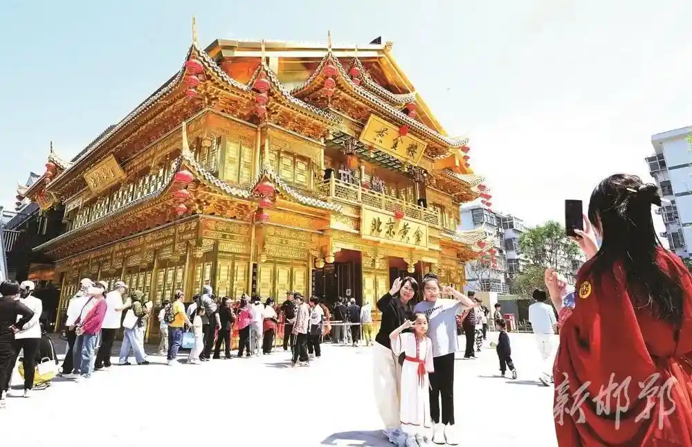 邯郸道出圈倒计时：顶流街区地图上的神秘距离正在被打破！