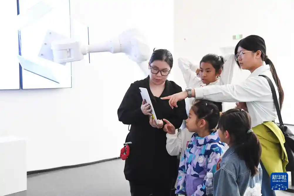 北京数字艺术展:沉浸式体验未来艺术新纪元